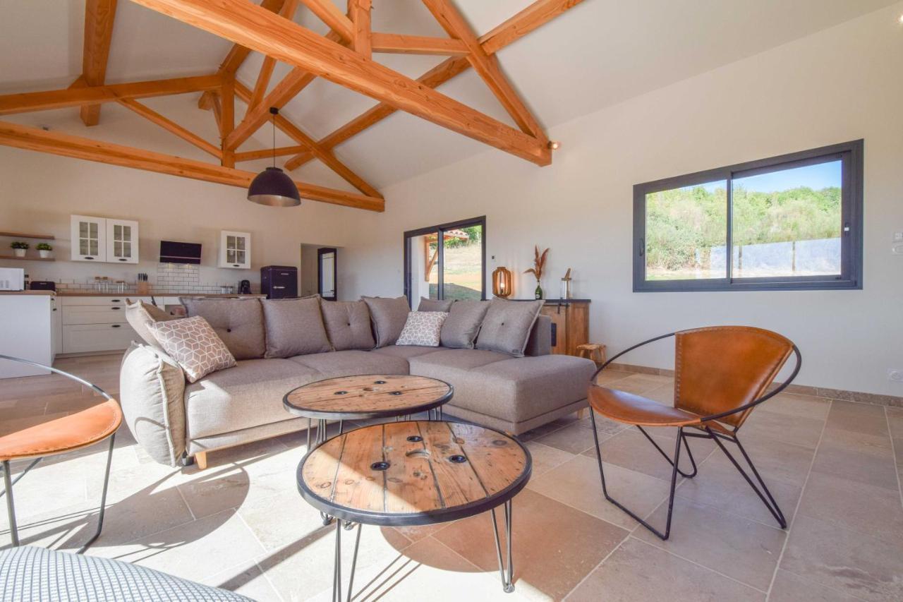 Domaine d'Essendiéras Saint-Médard-dʼExcideuil Esterno foto