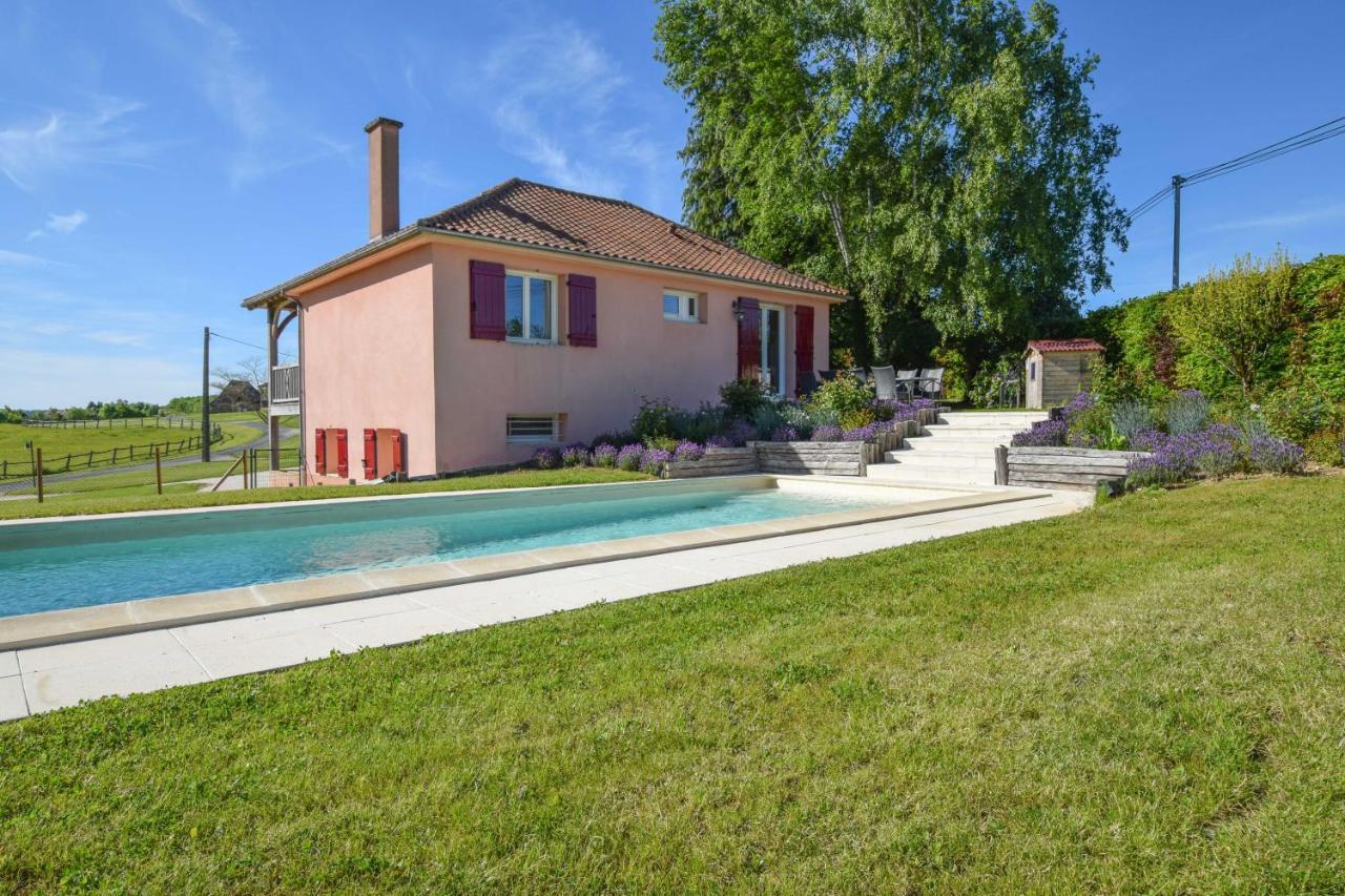 Domaine d'Essendiéras Saint-Médard-dʼExcideuil Esterno foto